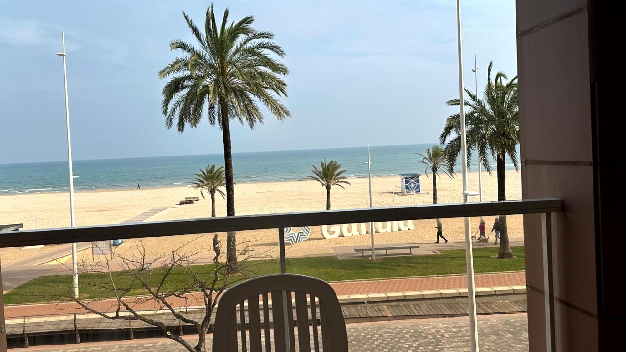 Capri Gandia Primera Linea - Alquiler Solo Familias Playa de Gandia Bagian luar foto